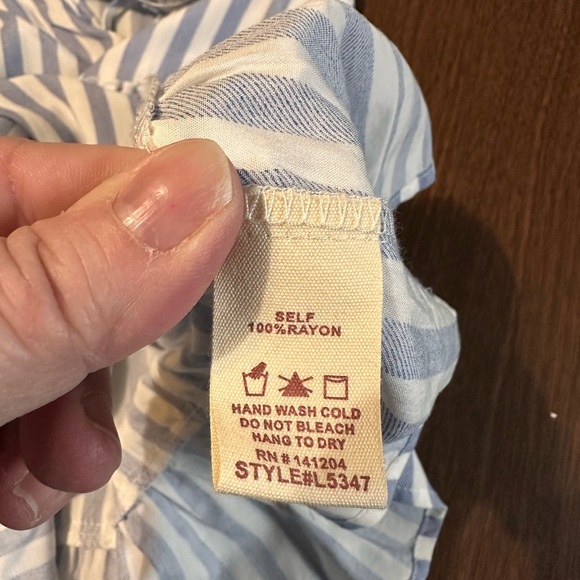 Hem And Thread SZ Small Blue And White Flowy Striped Top. Tie Front Accent. - Picture 7 of 7
